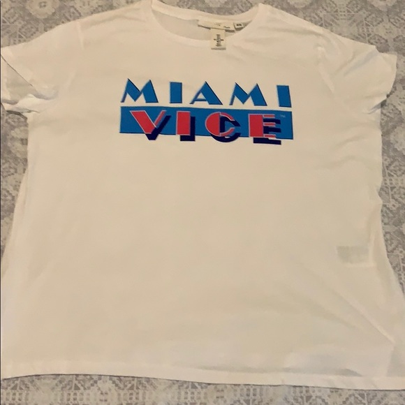 Gently Used H n M Miami Vice T-Shirt - Picture 2 of 5